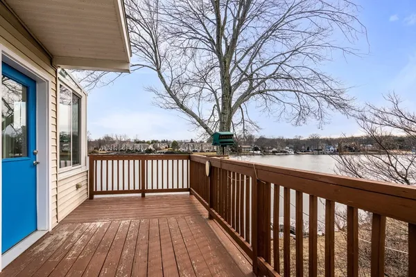 $3,800 | 157 Lake Avenue, Worcester, MA 01604