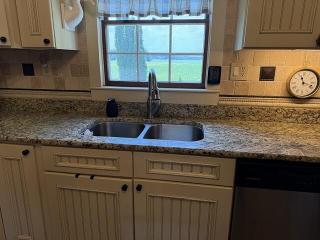12715 Randolph Street Crown Point, IN 46307 - Photo 19 of 46 640x480