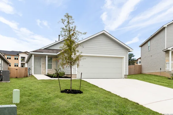 $1,625 | 10507 Padron Bend, San Antonio, TX 78224