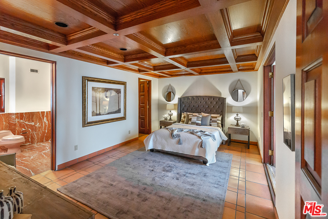 1381 Summitridge Drive Beverly Hills, CA 90210 - Photo 26 of 53