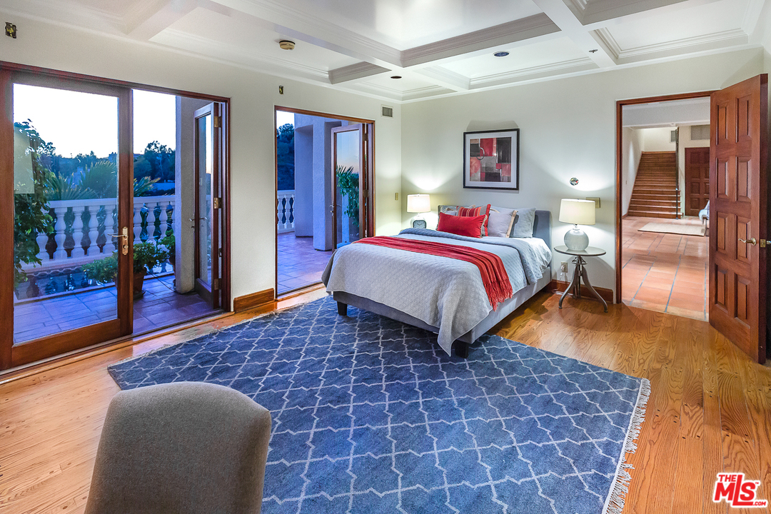 1381 Summitridge Drive Beverly Hills, CA 90210 - Photo 41 of 53