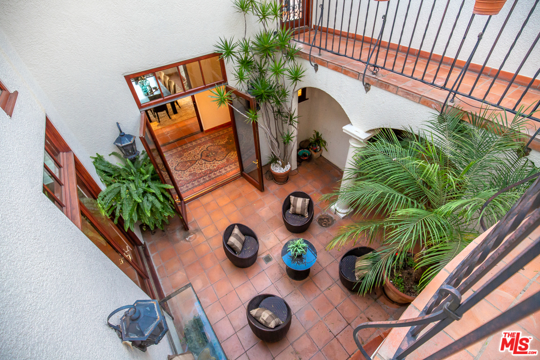 1381 Summitridge Drive Beverly Hills, CA 90210 - Photo 51 of 53