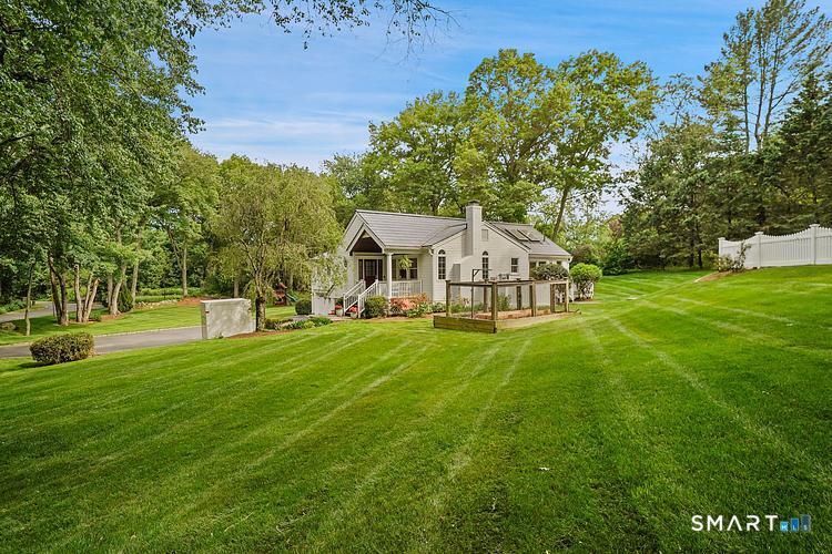 2 Grassy Plains Road Westport, CT 06880 - Photo 2 of 40 Lovely lawns