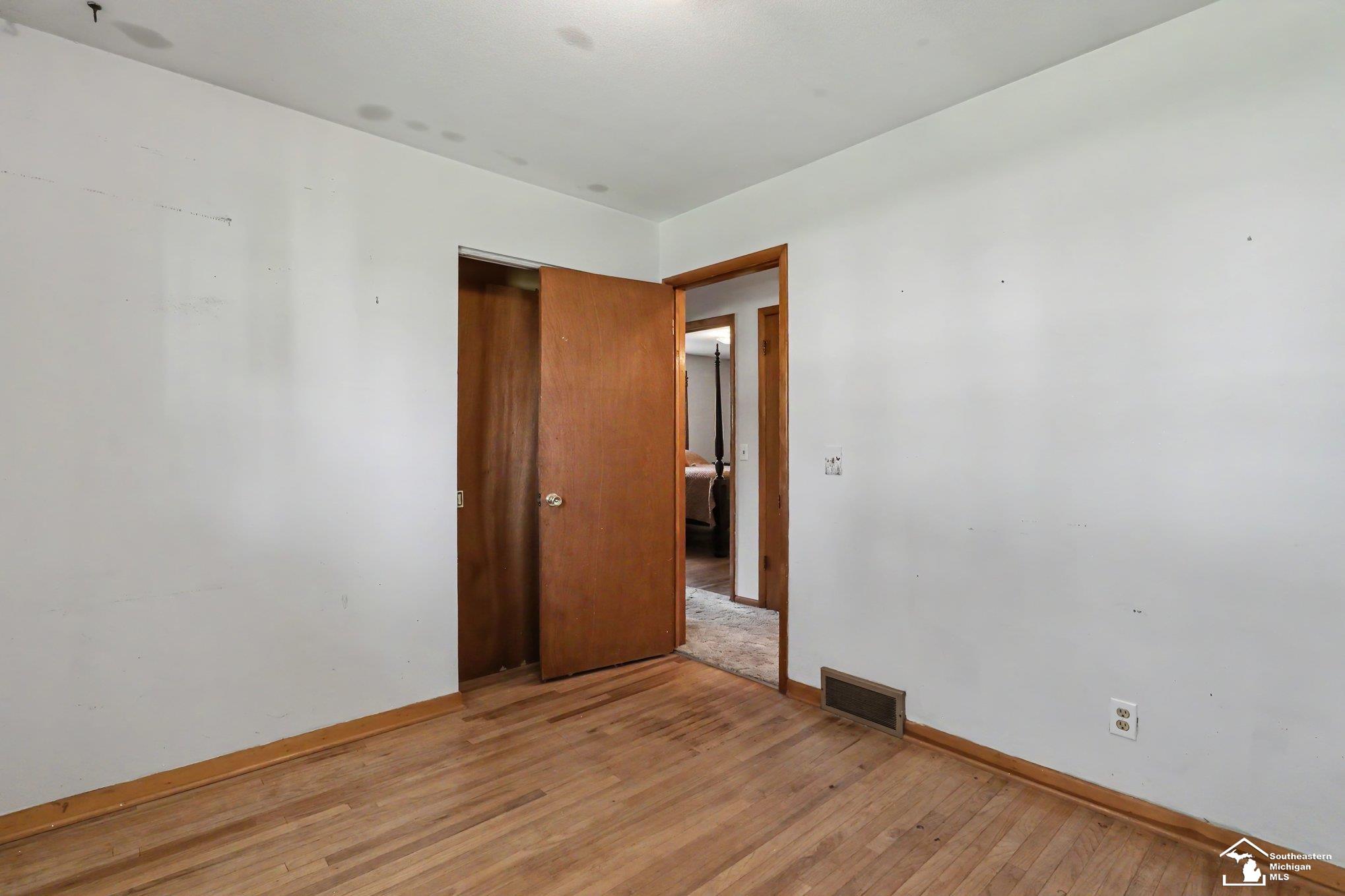 7441 Indian Road Temperance, MI 48182 - Photo 22 of 27