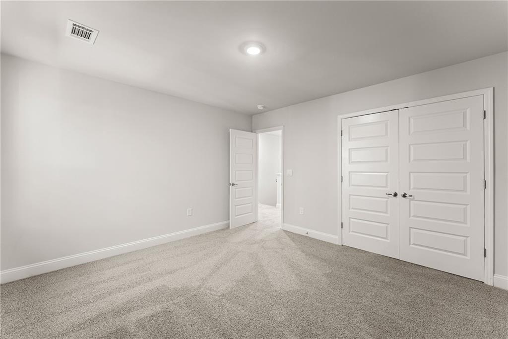 661 Forest Way Cornelia, GA 30531 - Photo 40 of 45 an empty room with closet area
