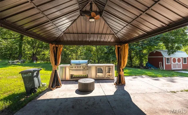 $997,200 | 2251 County Road 6670, Salem, MO 65560