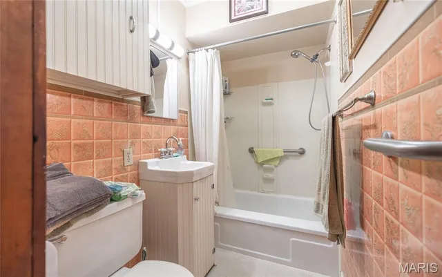 $997,200 | 2251 County Road 6670, Salem, MO 65560