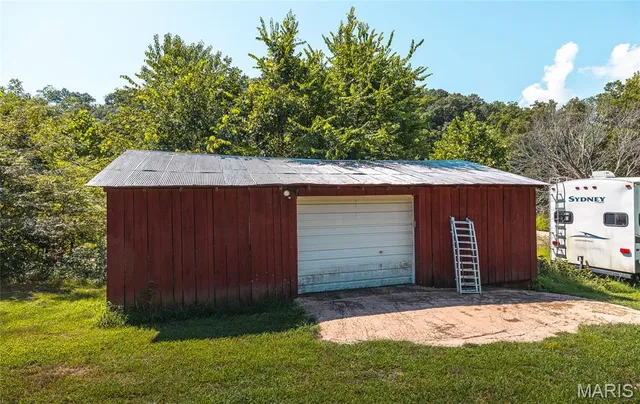 $997,200 | 2251 County Road 6670, Salem, MO 65560