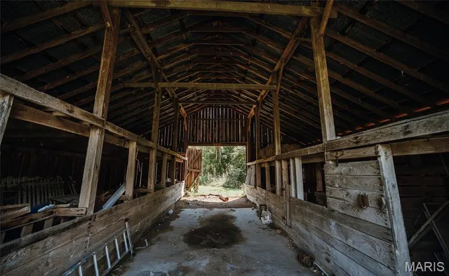 $997,200 | 2251 County Road 6670, Salem, MO 65560