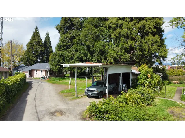 $999,000 | 1281 State Highway 99 North, Eugene, OR 97402