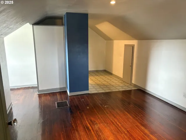 $999,000 | 1281 State Highway 99 North, Eugene, OR 97402