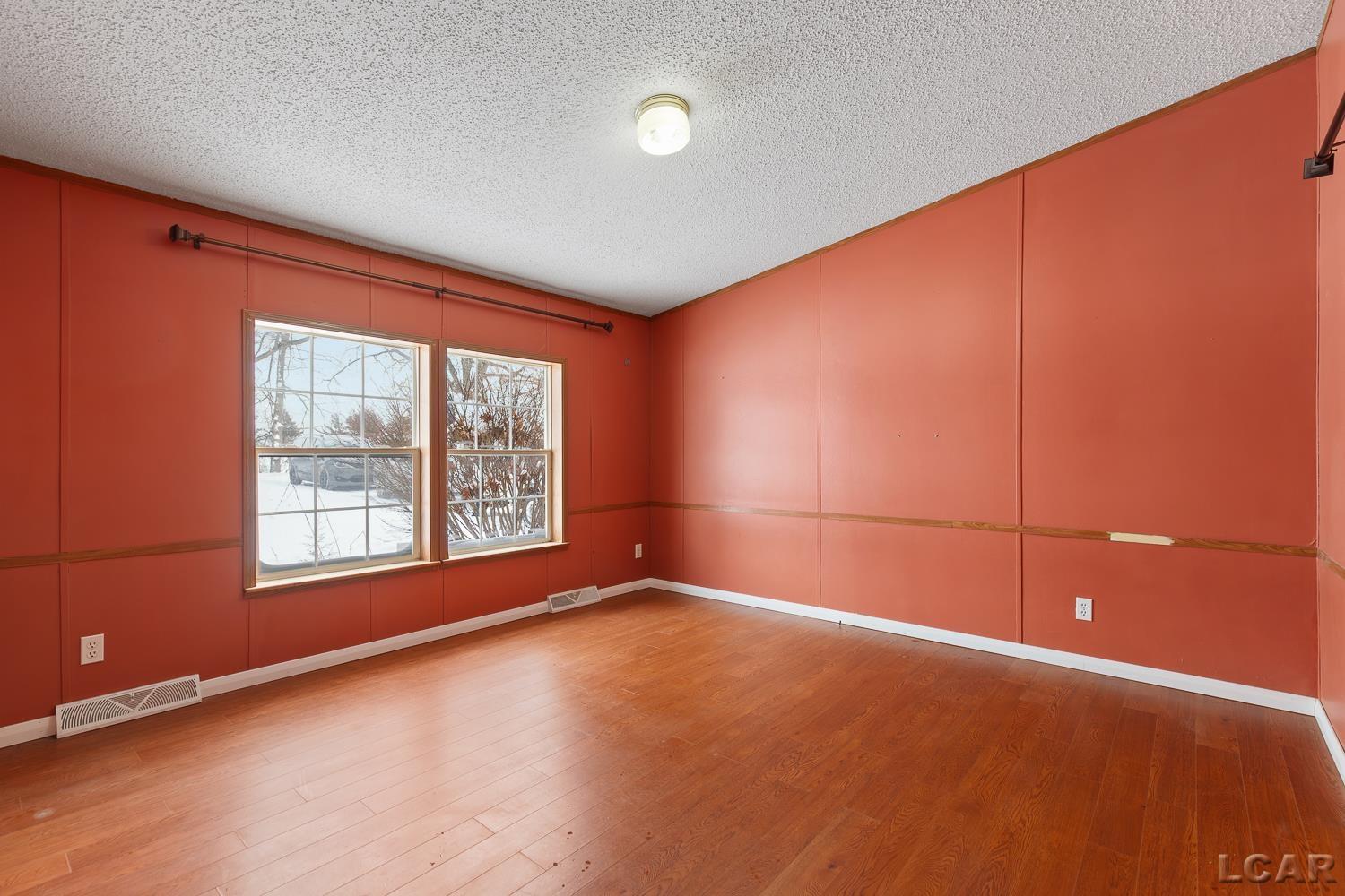 10790 Lawrence Road Brooklyn, MI 49230 - Photo 15 of 48 Gallery Image 15