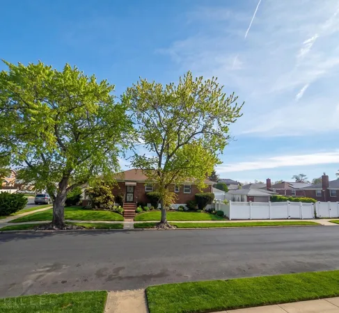 $899,000 | 143-81 227th Street | Brookville