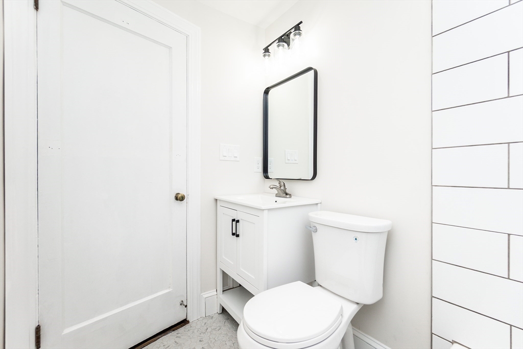 200 Beal Road Waltham, MA 02453 - Photo 11 of 33