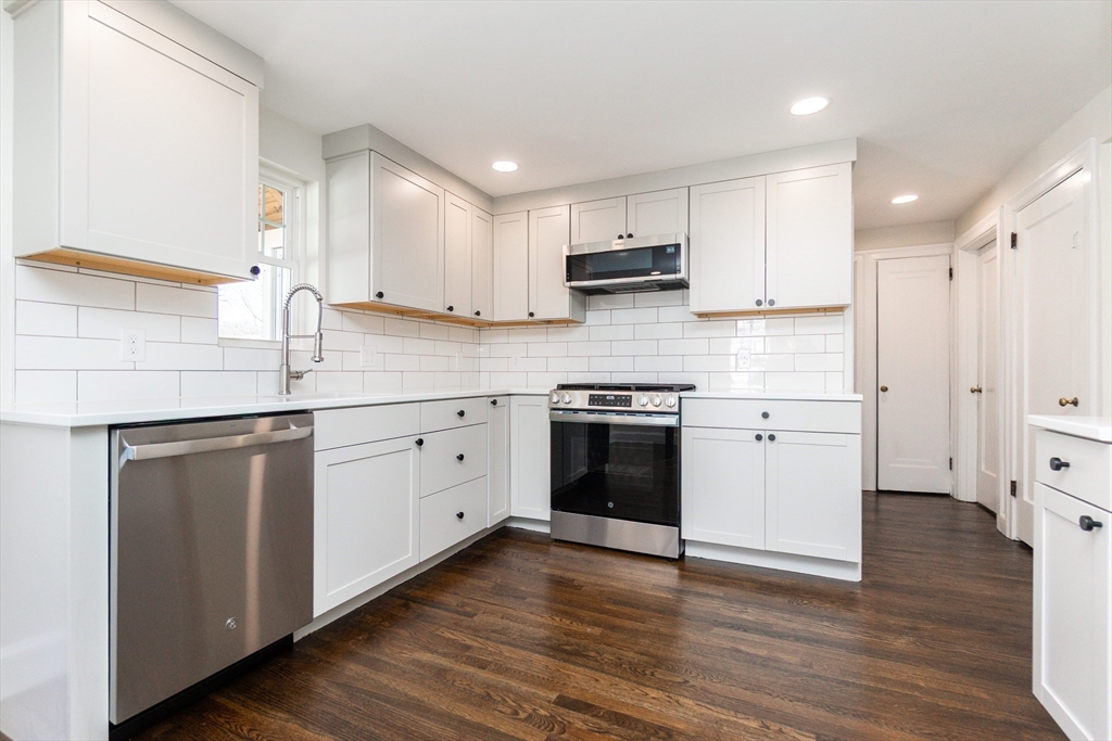 200 Beal Road Waltham, MA 02453 - Photo 2 of 33