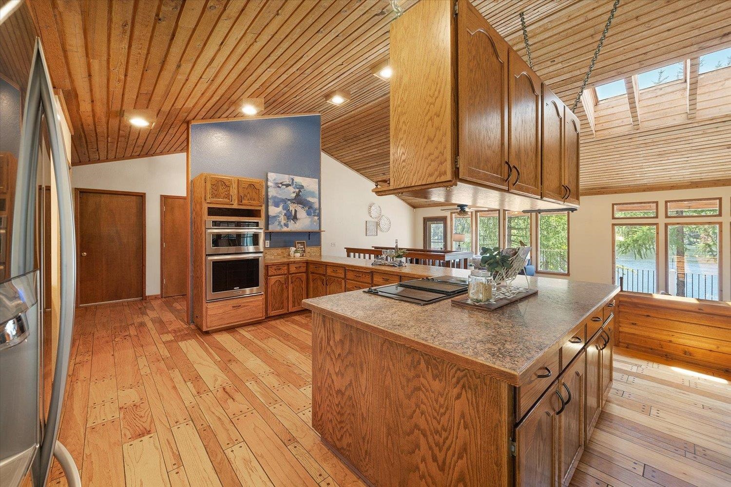 12929 West Shore Road Nine Mile Falls, WA 99026 - Photo 11 of 50 Gallery Image 11