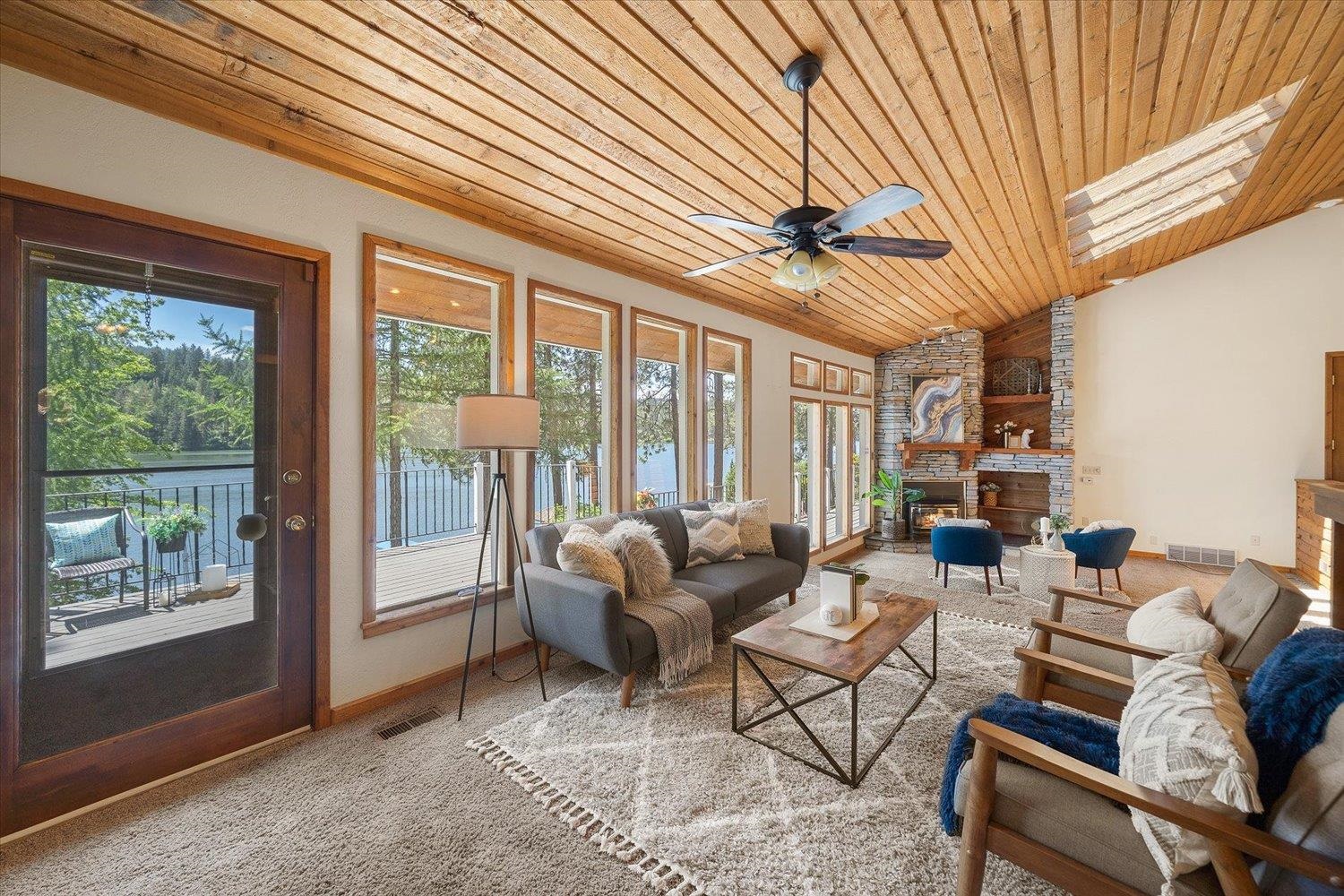 12929 West Shore Road Nine Mile Falls, WA 99026 - Photo 6 of 50 Gallery Image 6