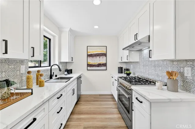 $1,049,000 | 509 North Buttonwood Street, Anaheim, CA 92805