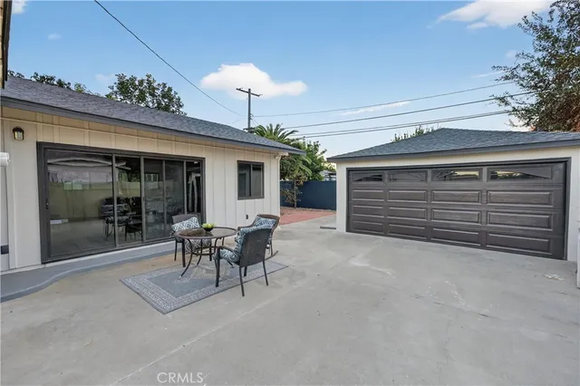 $1,049,000 | 509 North Buttonwood Street, Anaheim, CA 92805