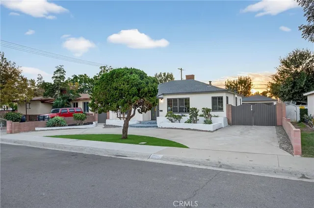 $1,049,000 | 509 North Buttonwood Street, Anaheim, CA 92805