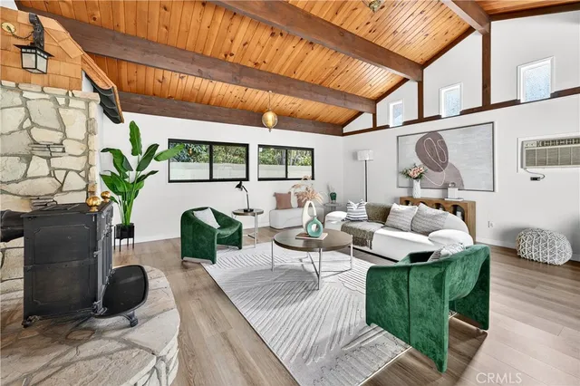 $1,049,000 | 509 North Buttonwood Street, Anaheim, CA 92805