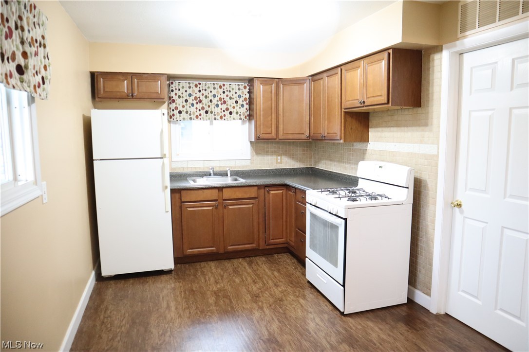 30073 Regent Road Wickliffe, OH 44092 - Photo 11 of 22