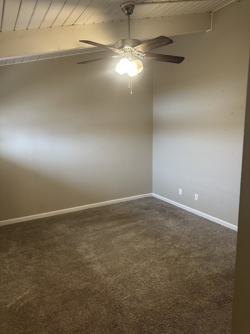 2211 Benjamin Lane Bloomington, IL 61701 - Photo 20 of 42