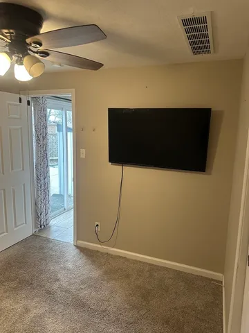 $215,000 | 2211 Benjamin Lane, Bloomington, IL 61701