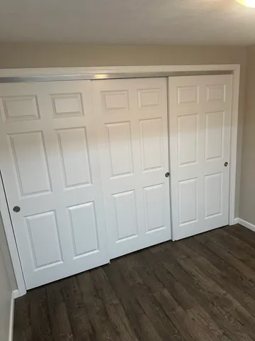 $215,000 | 2211 Benjamin Lane, Bloomington, IL 61701