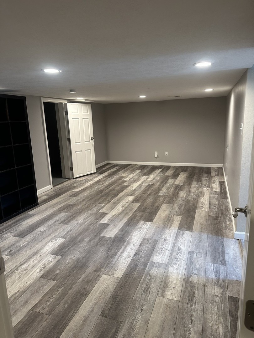 2211 Benjamin Lane Bloomington, IL 61701 - Photo 33 of 42