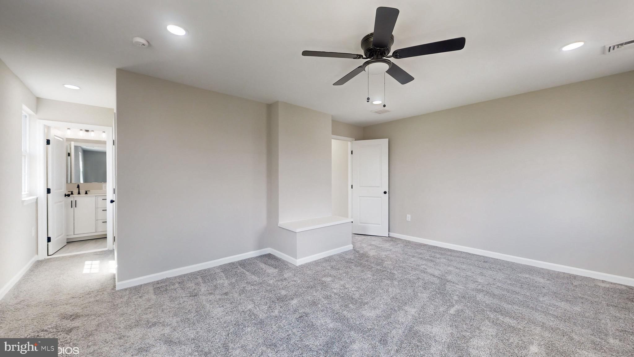 722 Fourth Avenue Croydon, PA 19021 - Photo 15 of 27 Upstairs Executive Suite