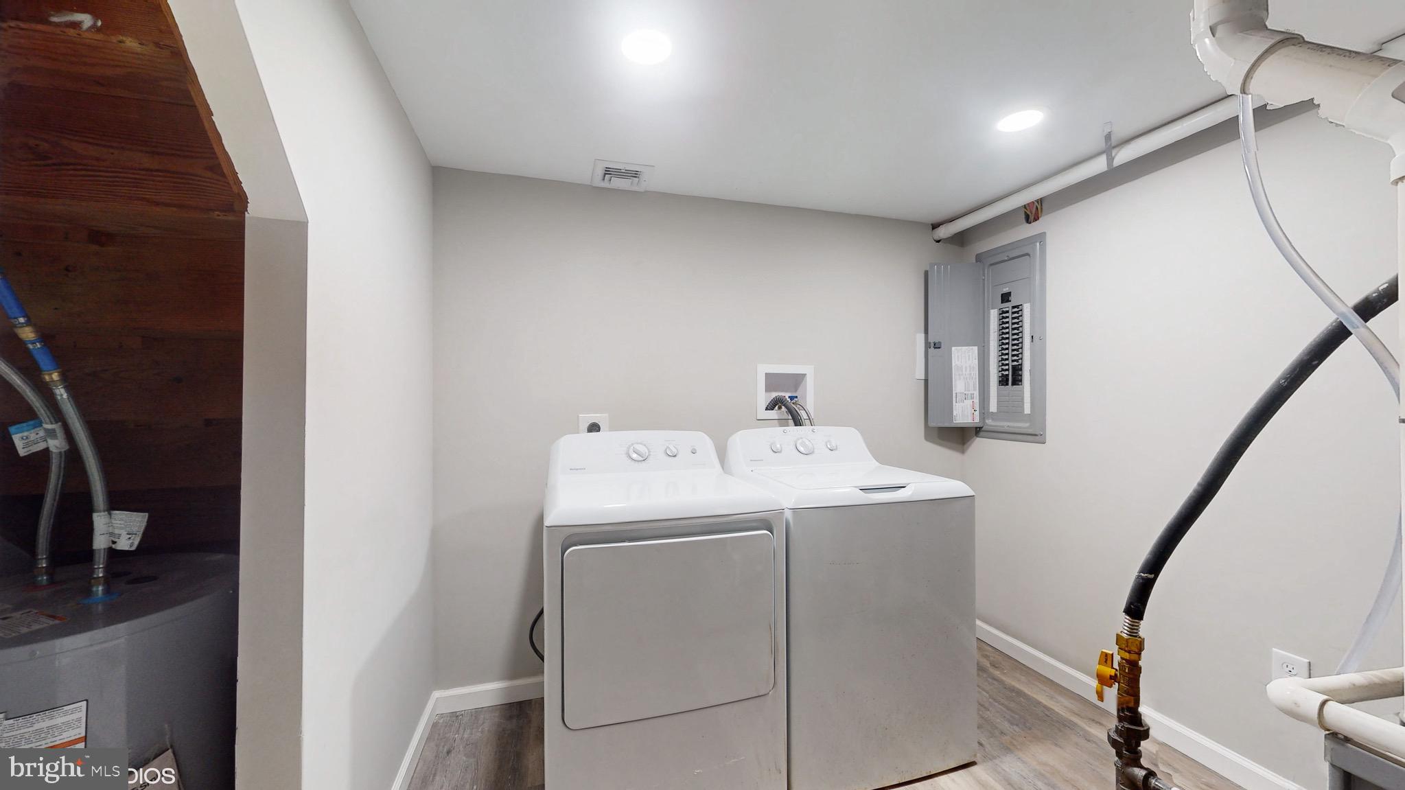 722 Fourth Avenue Croydon, PA 19021 - Photo 24 of 27 Laundry Room