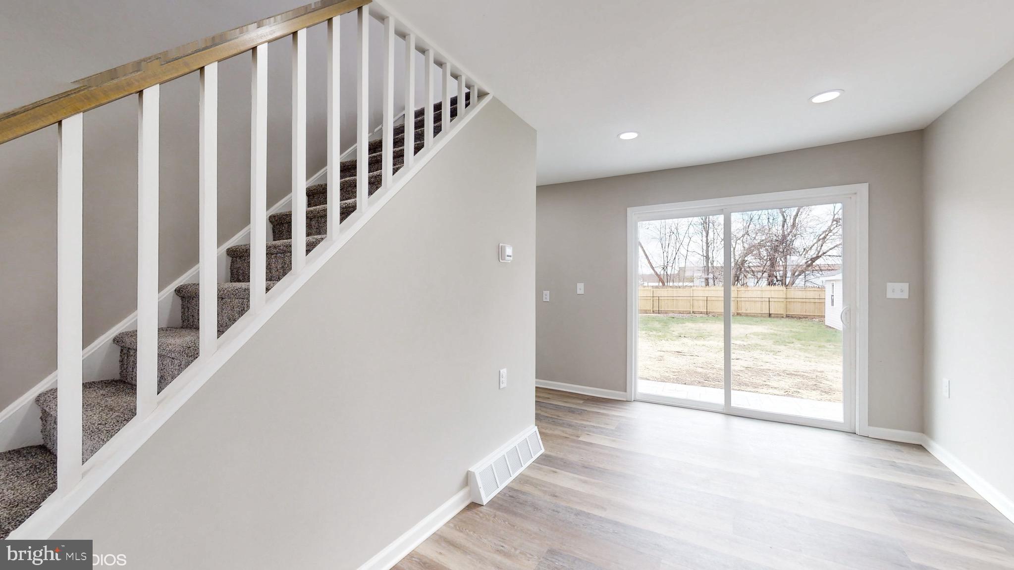 722 Fourth Avenue Croydon, PA 19021 - Photo 6 of 27 Rear livings space