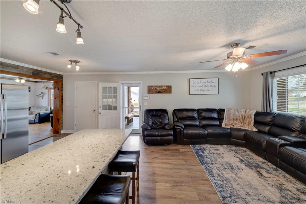 131 Love Road Lexington, NC 27295 - Photo 3 of 30 Gallery Image 3