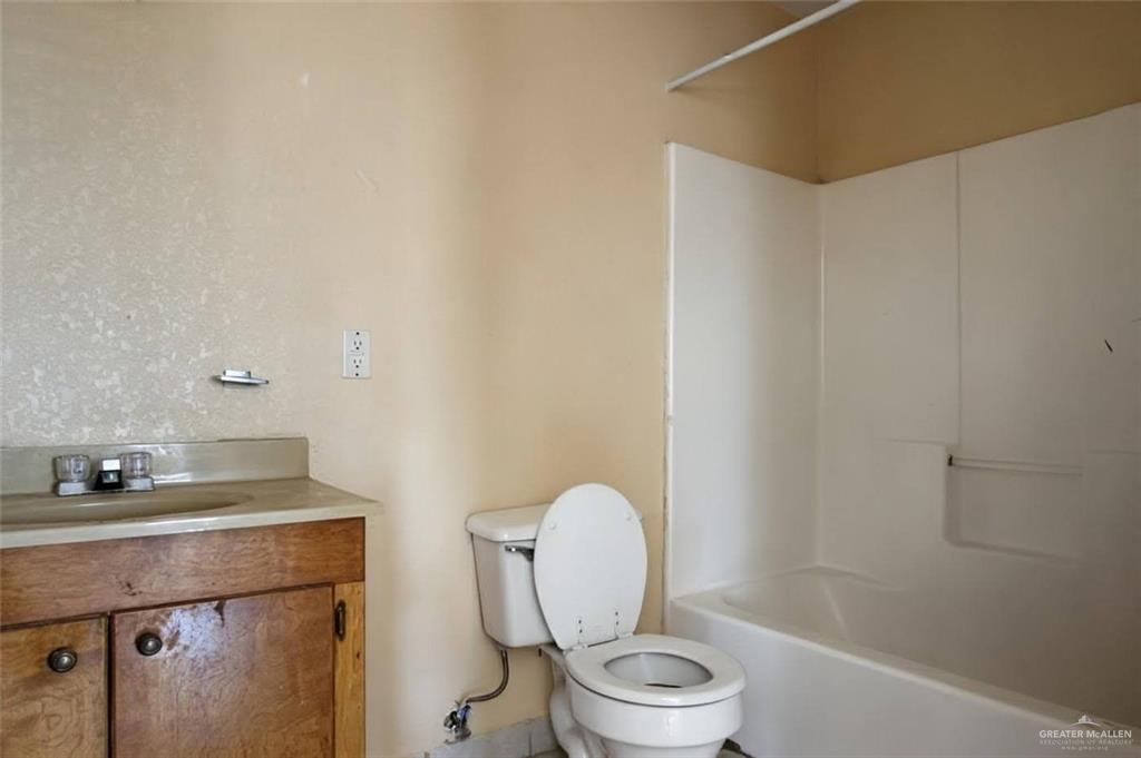 5007 East US Highway 83, Unit 24 Rio Grande City, TX 78582 - Photo 9 of 10