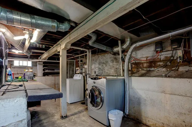 $185,900 | 100 Grover Street, Ridgeland, WI 54763