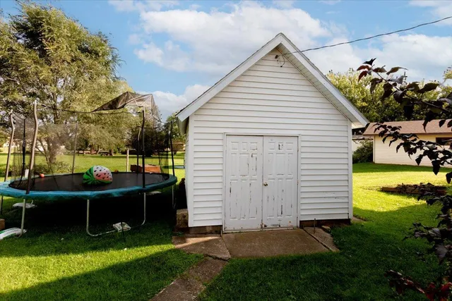 $185,900 | 100 Grover Street, Ridgeland, WI 54763