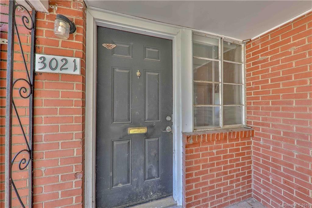 3021 Minnesota Road, Unit 3021 Charlotte, NC 28208 - Photo 3 of 18 Gallery Image 3