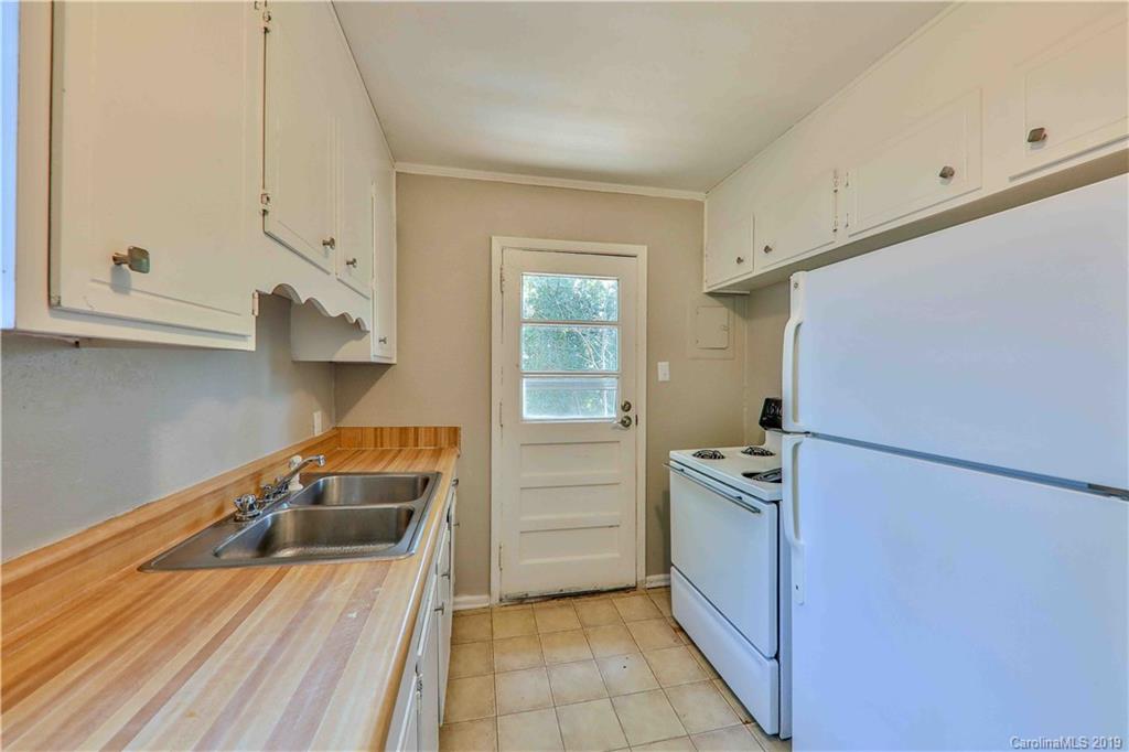 3021 Minnesota Road, Unit 3021 Charlotte, NC 28208 - Photo 8 of 18 Gallery Image 8