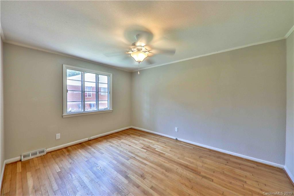 3021 Minnesota Road, Unit 3021 Charlotte, NC 28208 - Photo 10 of 18 Gallery Image 10