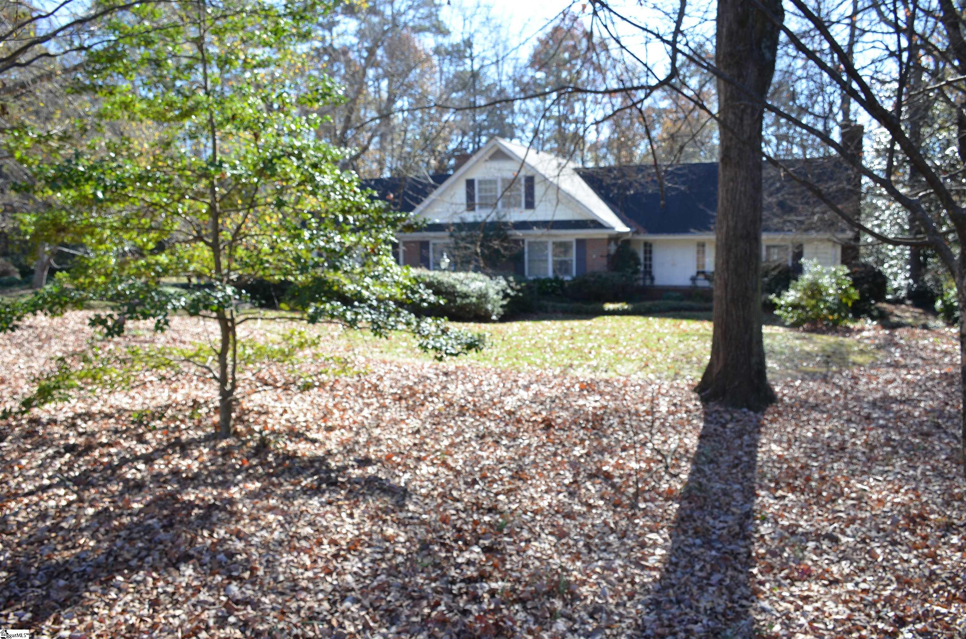 1109 Roe Ford Road Greenville, SC 29617 - Photo 1 of 11 Gallery Image 1