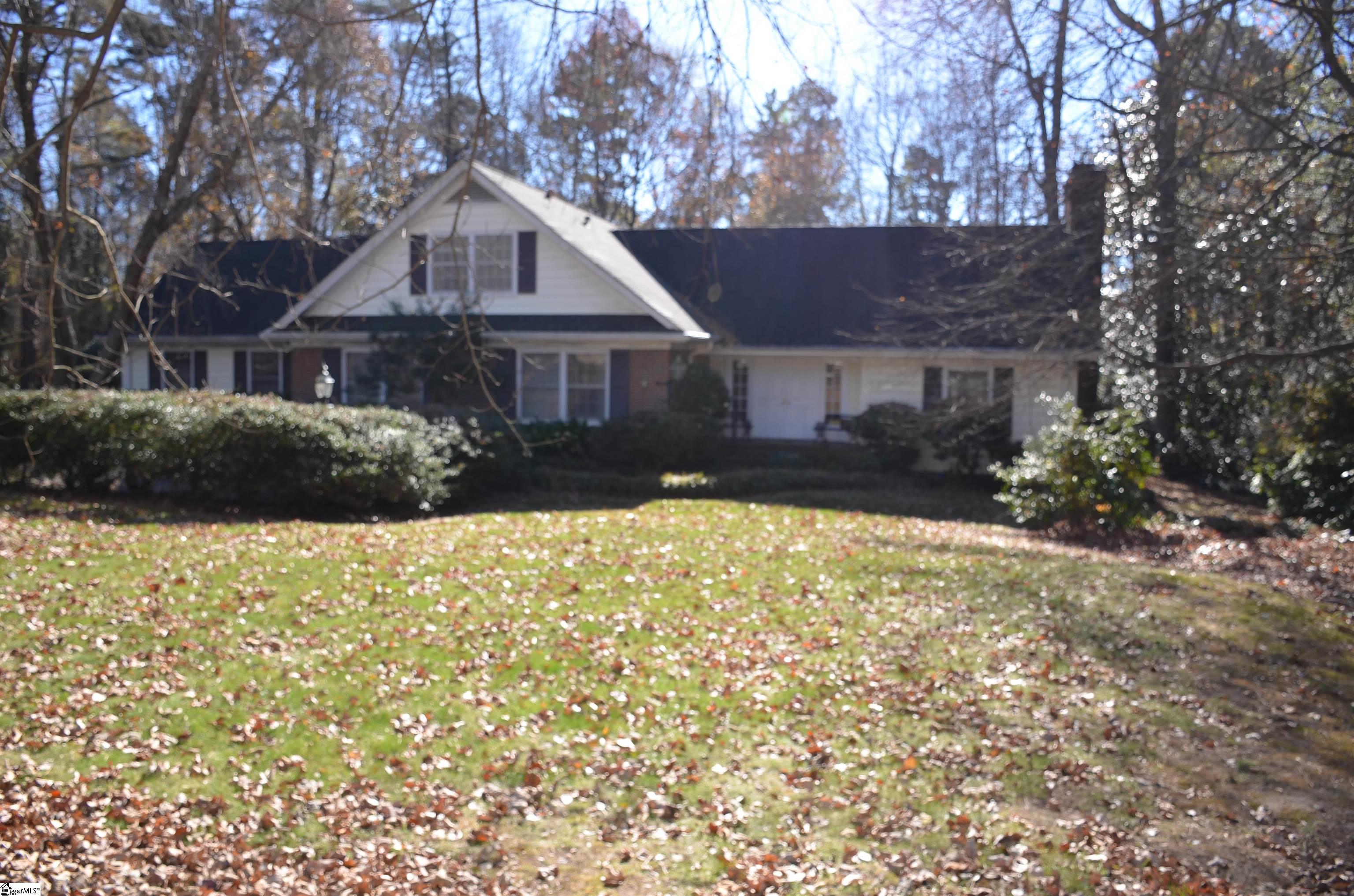 1109 Roe Ford Road Greenville, SC 29617 - Photo 2 of 11 Gallery Image 2