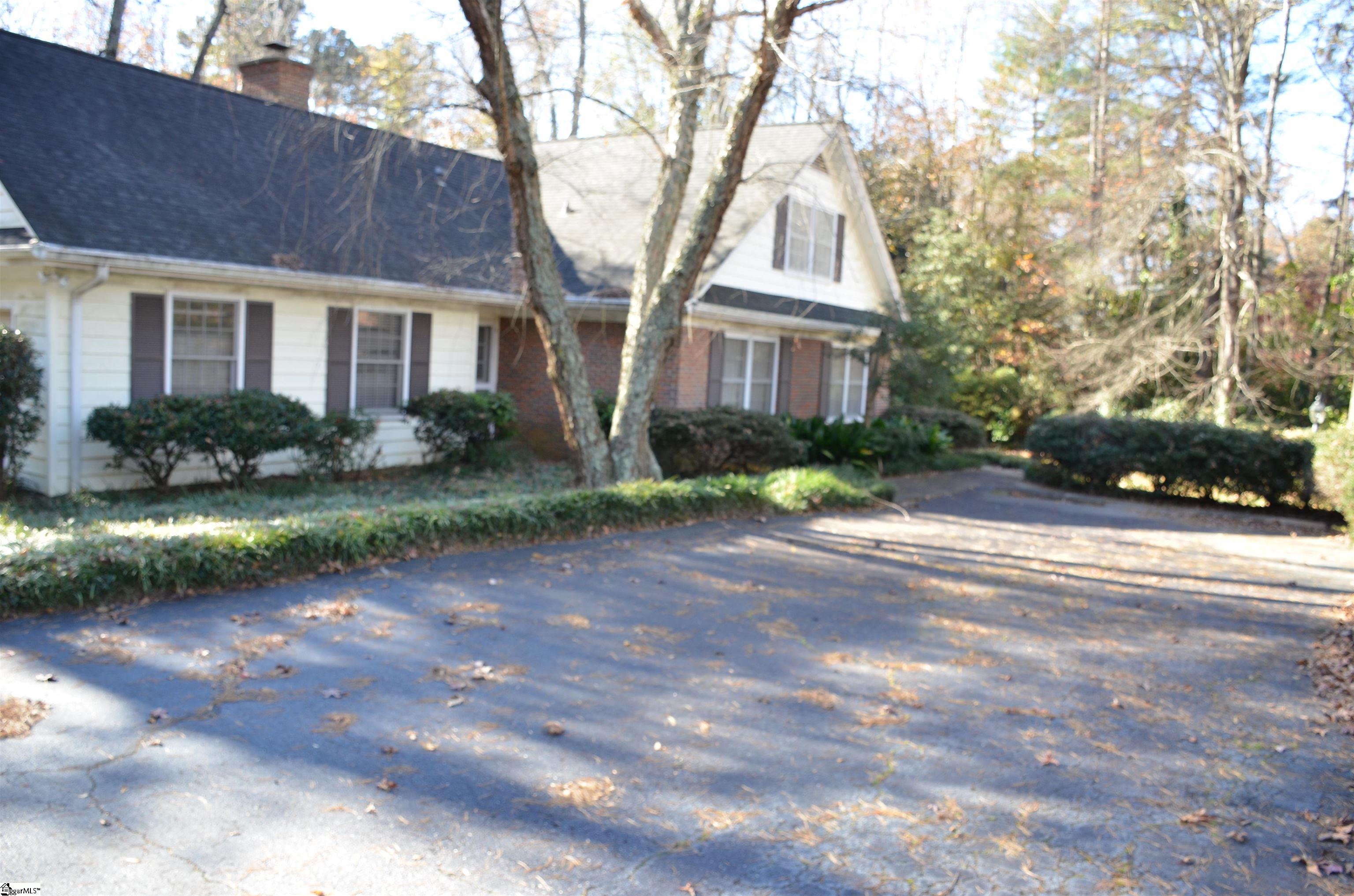1109 Roe Ford Road Greenville, SC 29617 - Photo 6 of 11 Gallery Image 6