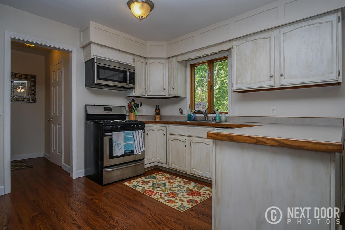 2768 White Road Muskegon, MI 49444 - Photo 7 of 42 DSC06107