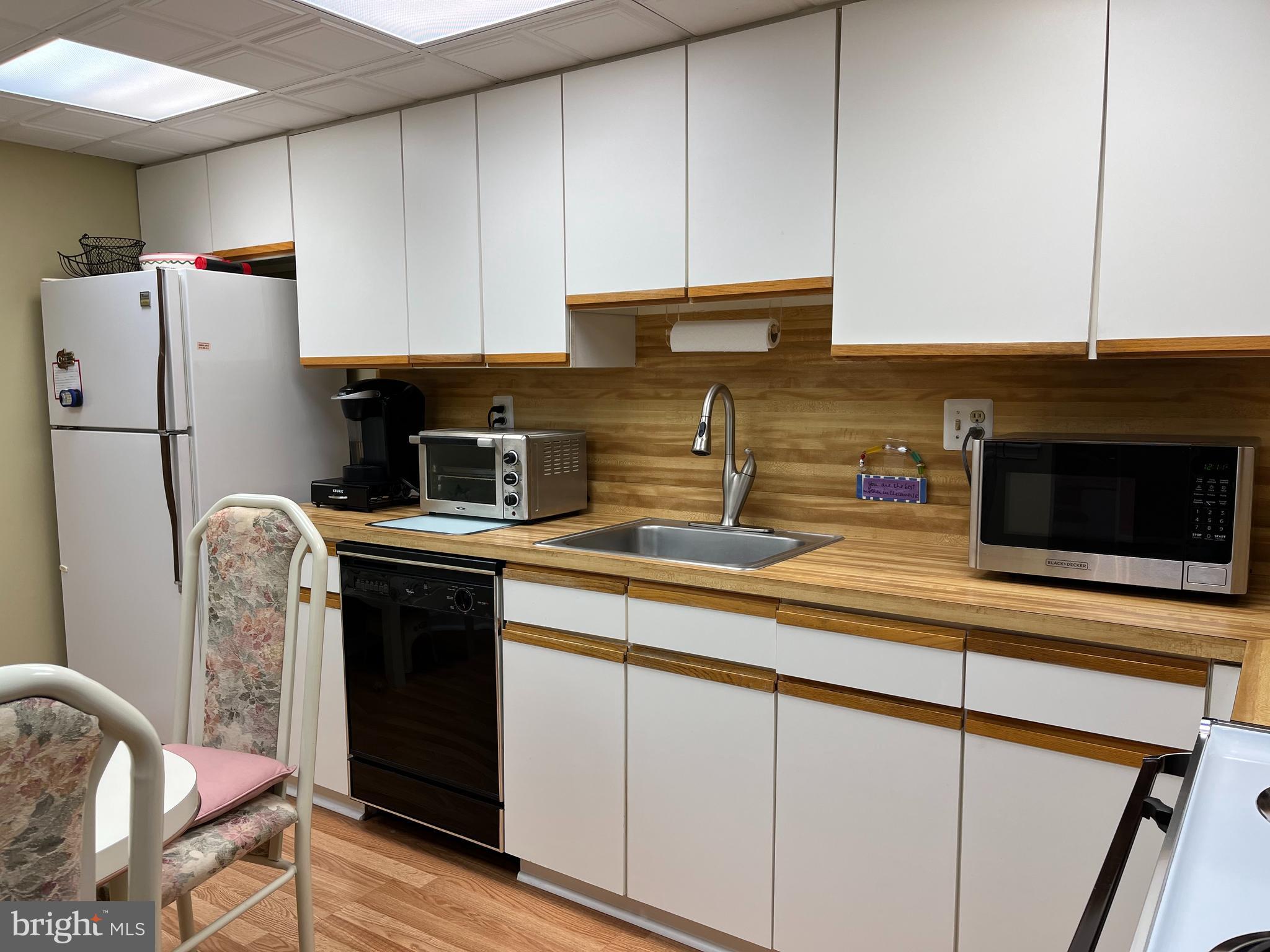 2131 Welsh Road, Unit 112 Philadelphia, PA 19115 - Photo 26 of 68 Lots of Counter Space & Fridge Incl