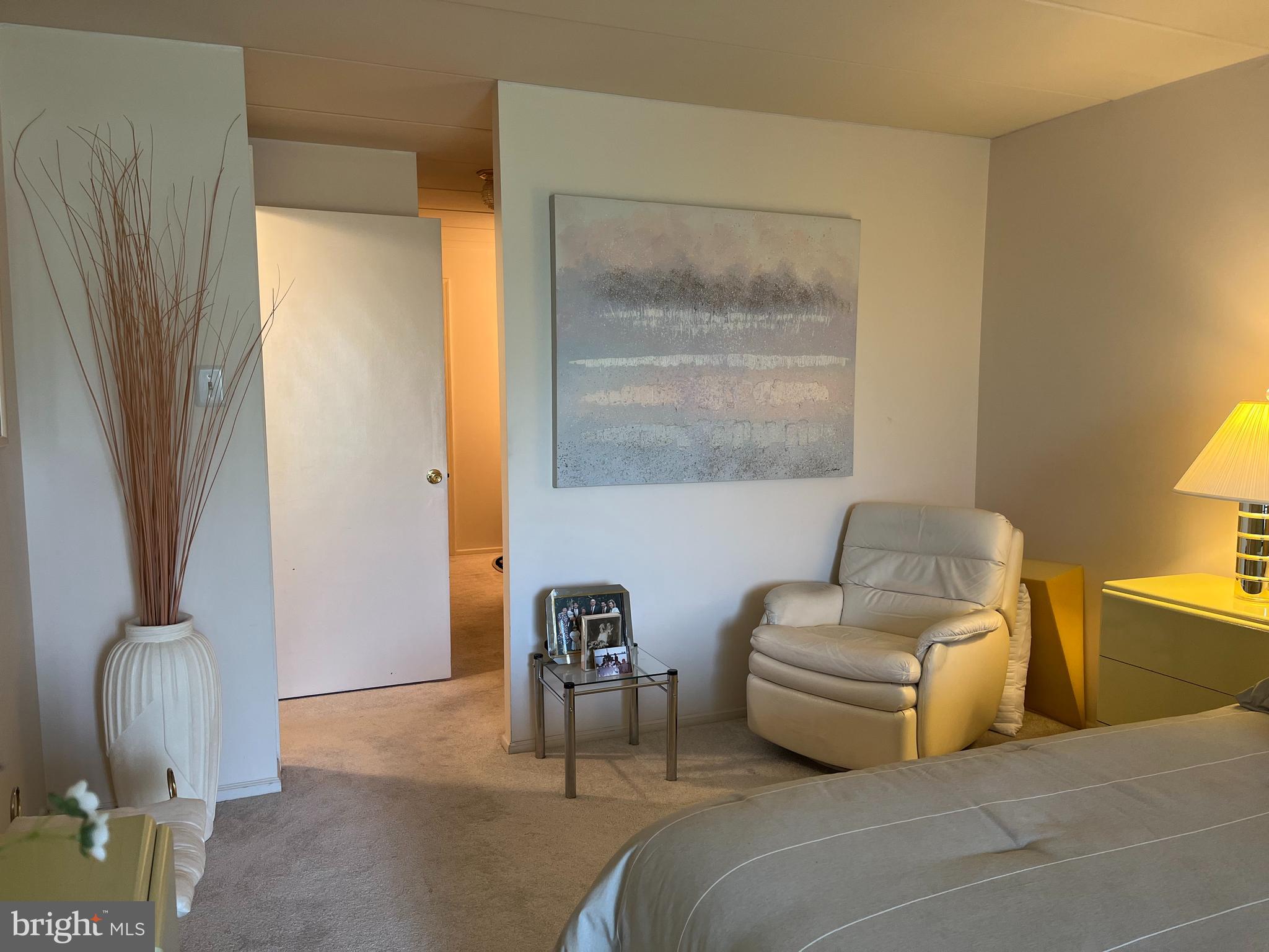 2131 Welsh Road, Unit 112 Philadelphia, PA 19115 - Photo 47 of 68 Light, Bright, Comfortable