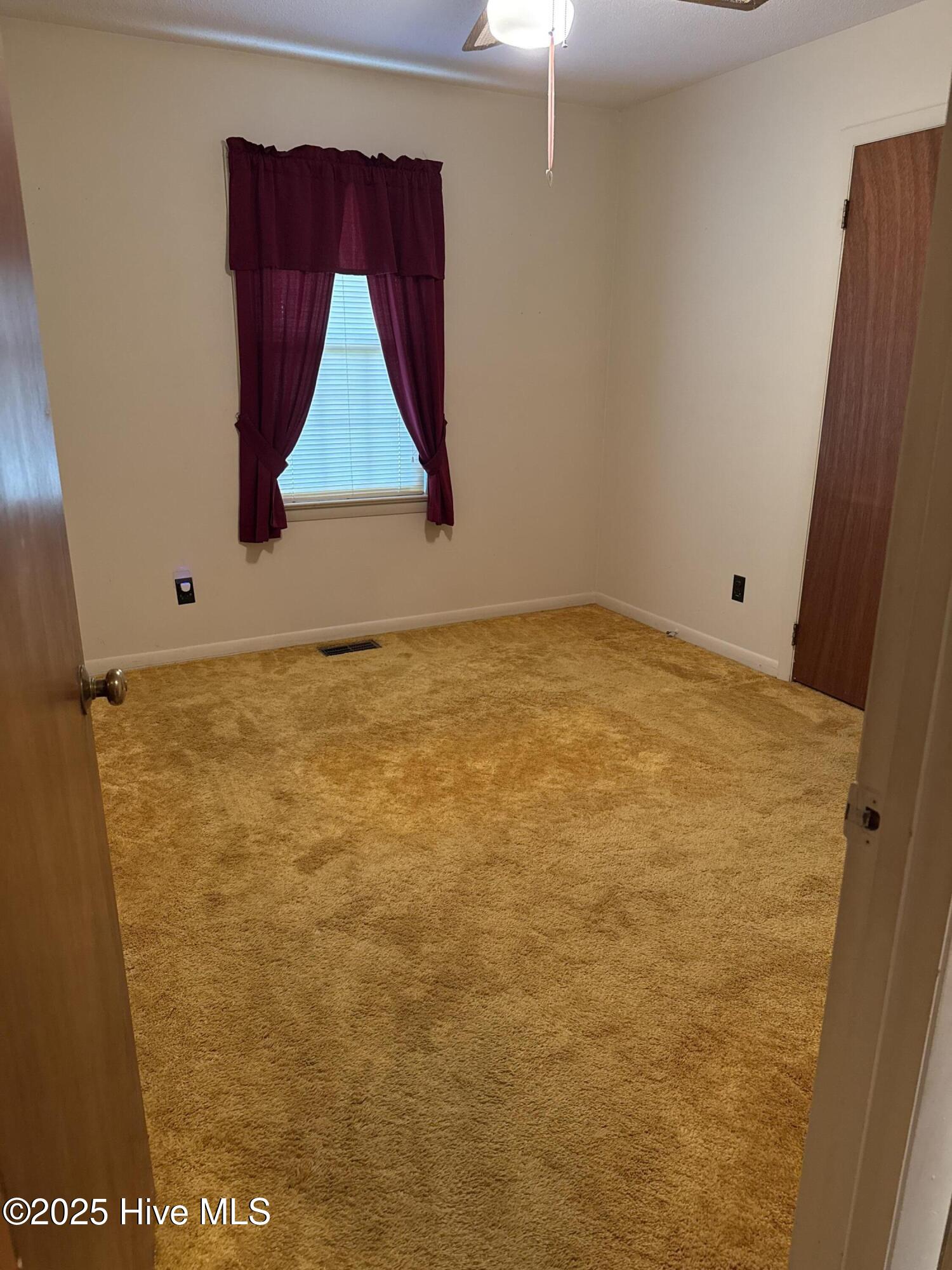 4037 Stantonsburg Road Southeast Wilson, NC 27893 - Photo 9 of 11 Bedroom 1