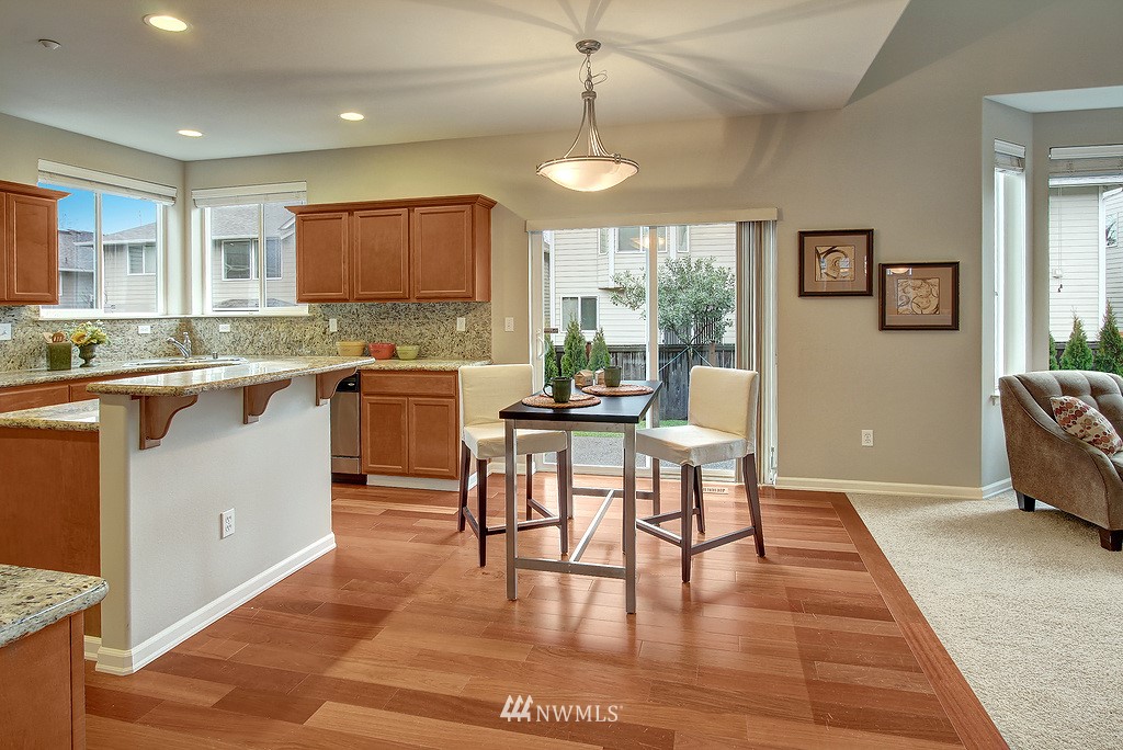 874 South 48th Street Renton, WA 98055 - Photo 6 of 18