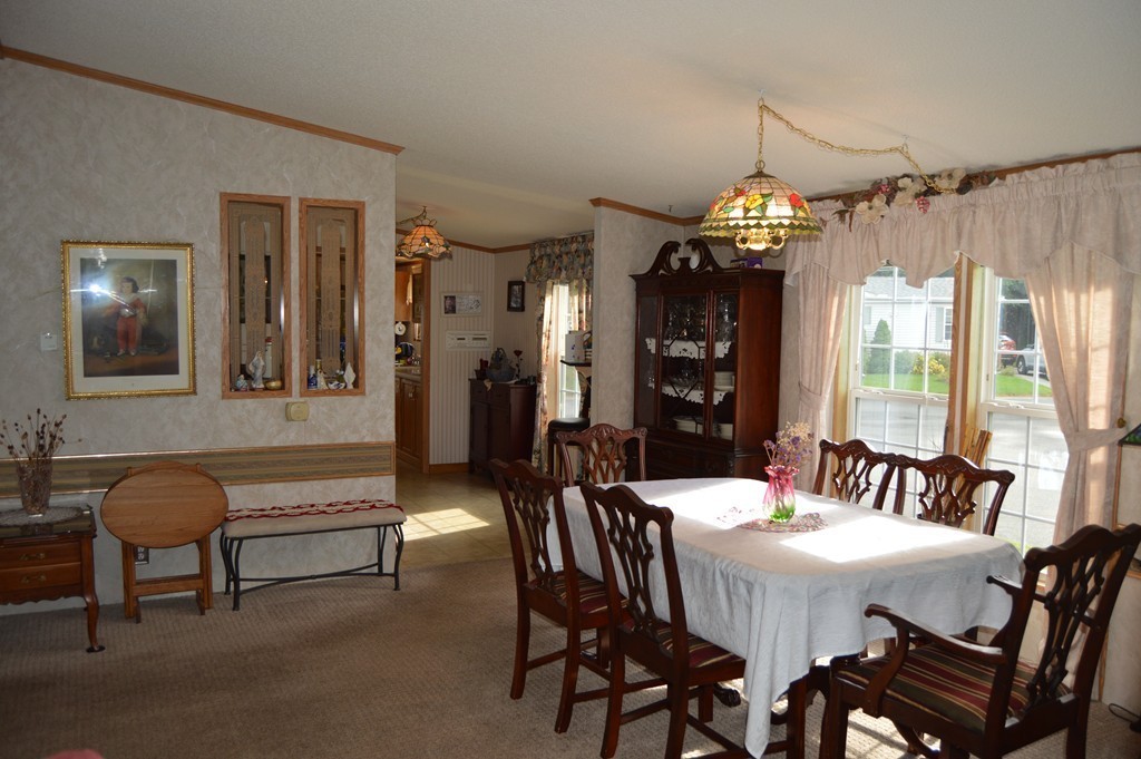 59 Somerset Road Chicopee, MA 01020 - Photo 18 of 25 Gallery Image 18