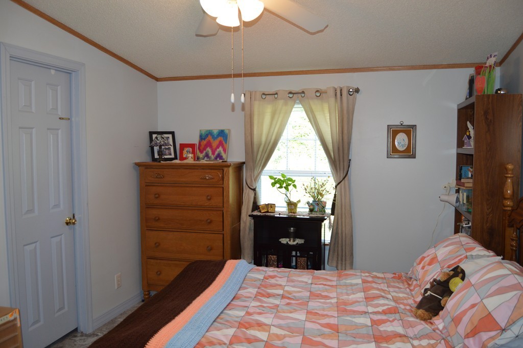 59 Somerset Road Chicopee, MA 01020 - Photo 23 of 25 Gallery Image 23